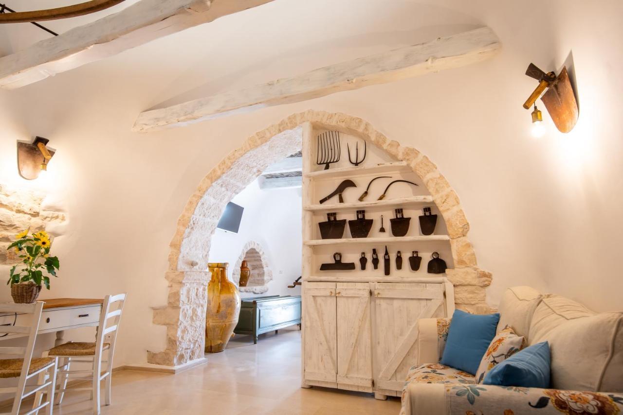 אלברובלו Trulli Holiday Deluxe & Wellness מראה חיצוני תמונה